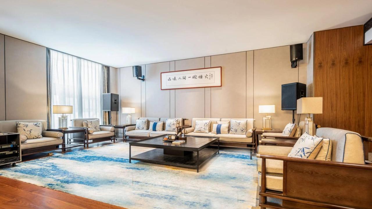 Holiday Inn Shijiazhuang Central By Ihg Exterior photo
